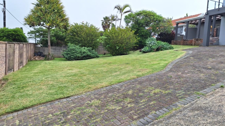 7 Bedroom Property for Sale in Sunnyridge Eastern Cape